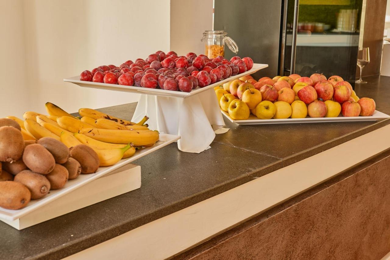 Club Esse Roccaruja Hotel 4*