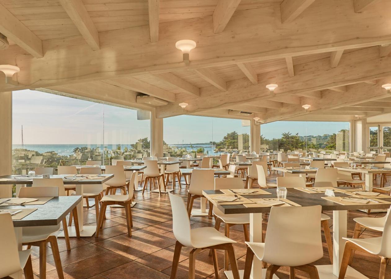 Club Esse Roccaruja 4* Stintino