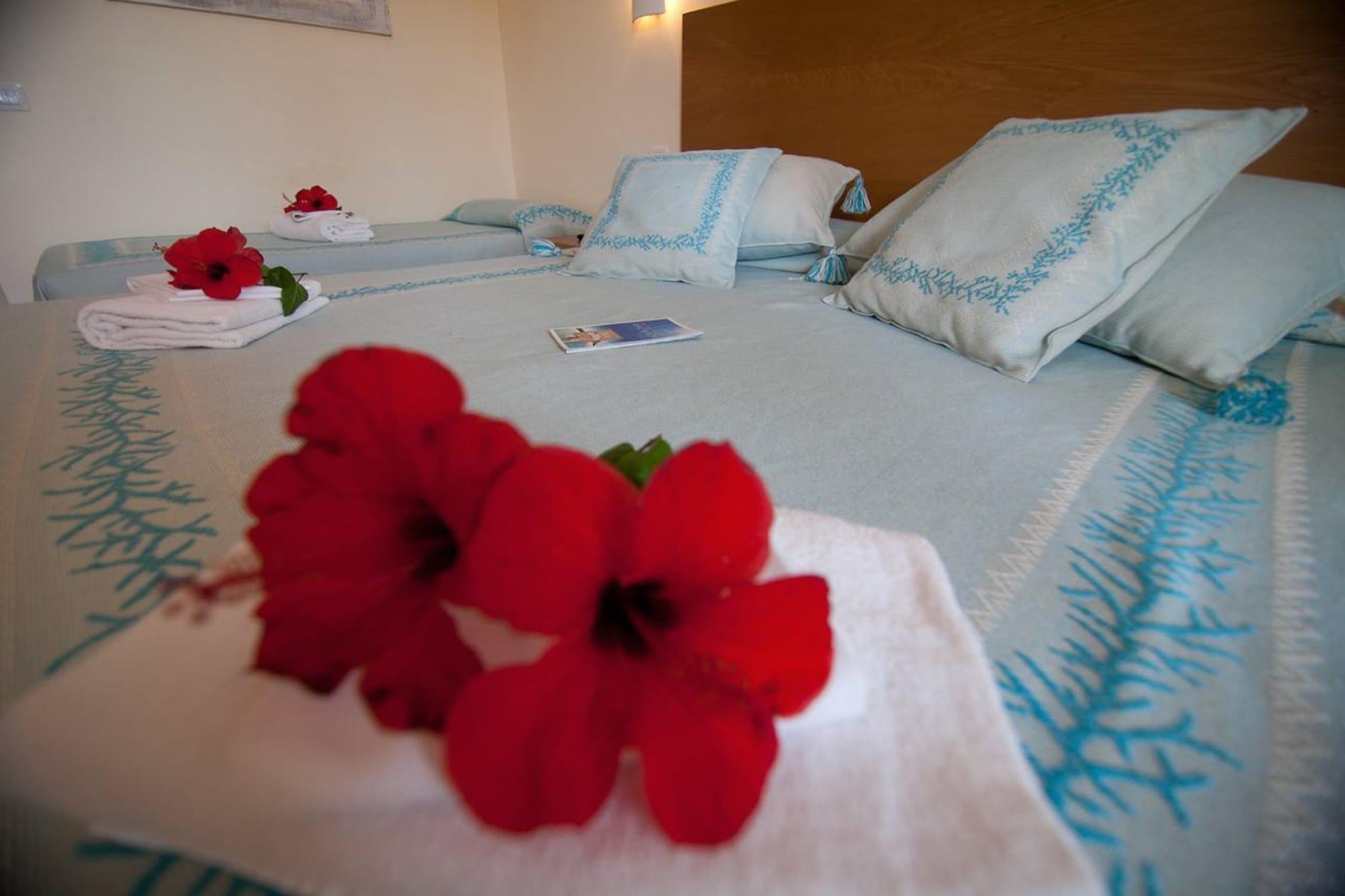 Hotel Club Esse Roccaruja