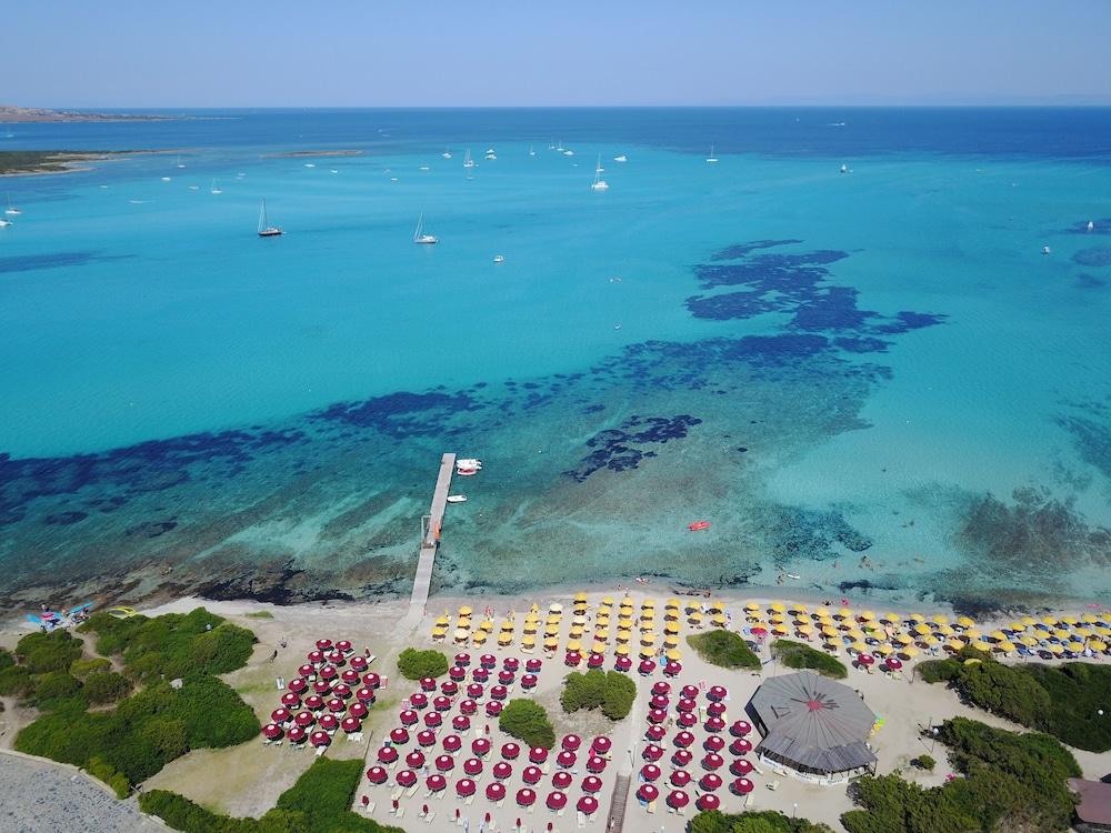 Club Esse Roccaruja 4* Stintino